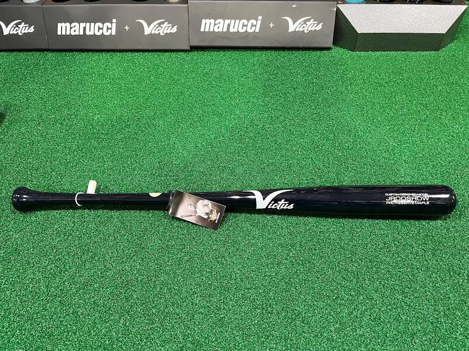 Victus JRODSHOW Dealer's Choice Maple Pro Reserve Wood Bat: VRWMJROD-DC