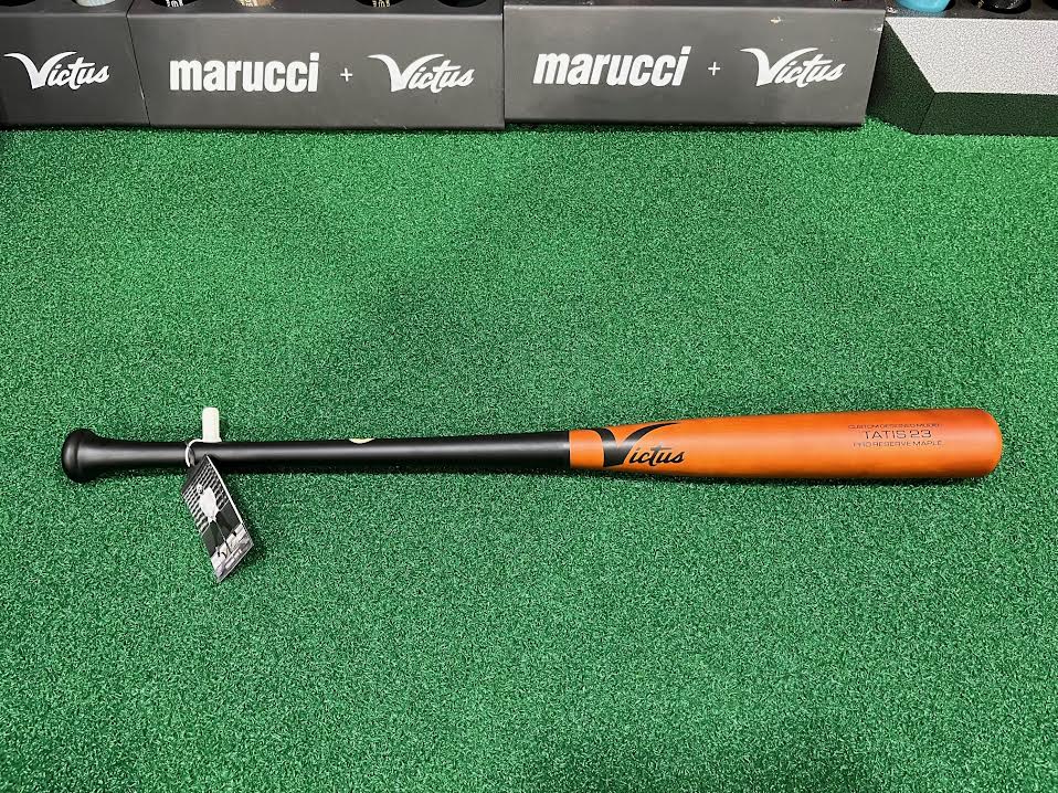 Victus TATIS23 Dealer's Choice Maple Pro Reserve Wood Bat: VRWMFT23-DC