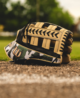 Wilson 2024 Winter A2000 1810 Camo FR/Black 12.75" Baseball Glove WBW1025271275