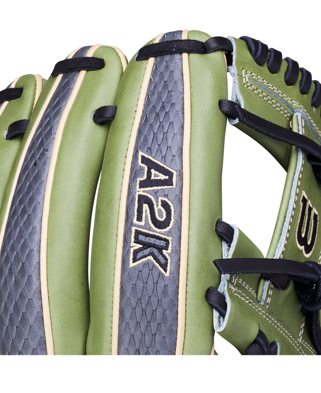 WILSON GOTM December 2022 - A2K 1786 Military Green 11.5" Glove: WBW101285115