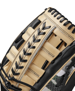 Wilson 2024 Winter A2000 1810 Camo FR/Black 12.75" Baseball Glove WBW1025271275