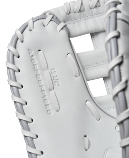 Wilson 2025 A1000FP 1620 White/Grey 12.5" Fastpitch Softball Glove WBW102598125