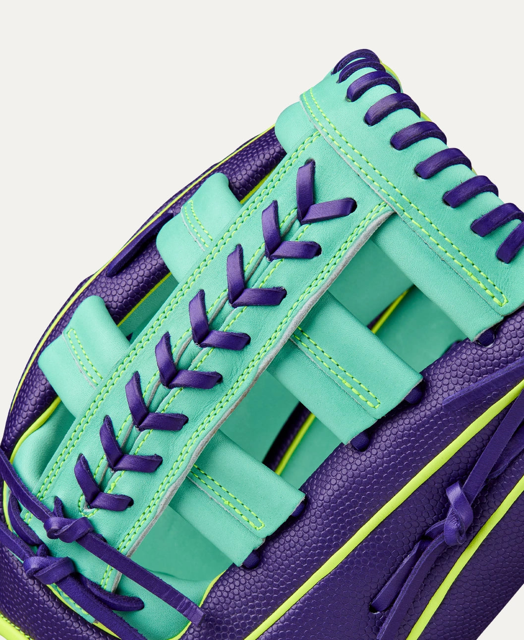 Wilson 2025 Fall A2000 1810SS Purple/Seafoam 12.75" Baseball Glove WBW1034571275
