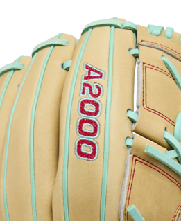 Wilson 2025 Fall A2000 B2 Blonde/Seafoam 12.00" Baseball Glove WBW10349