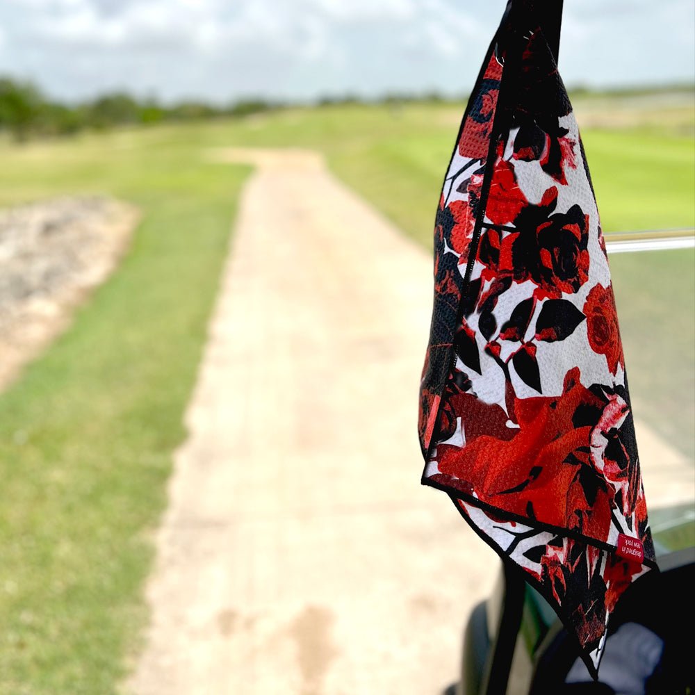 Central Petals | Floral Patterned Magnetic Golf Towel