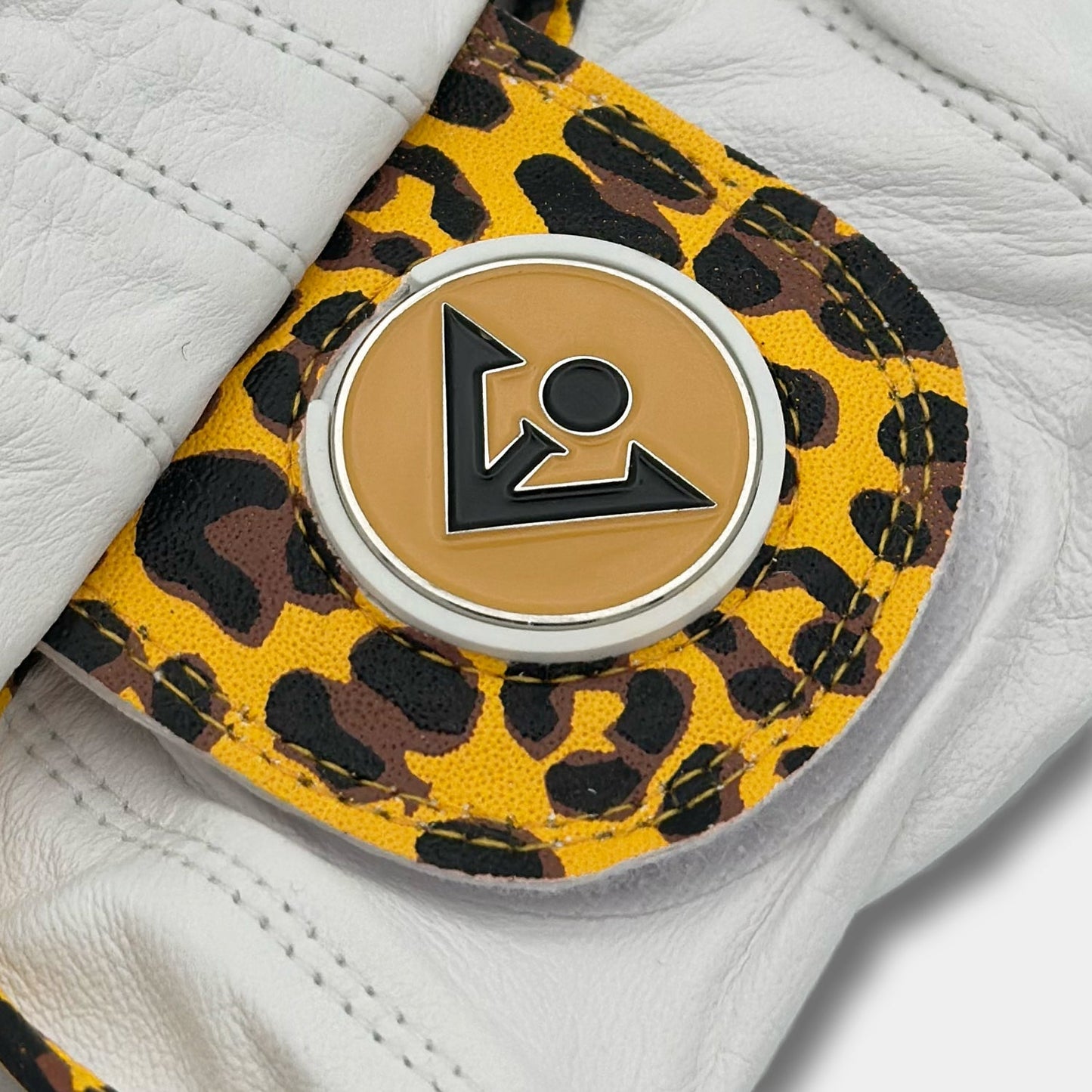 Chelsea Cheetah | Women's White Golf Glove
