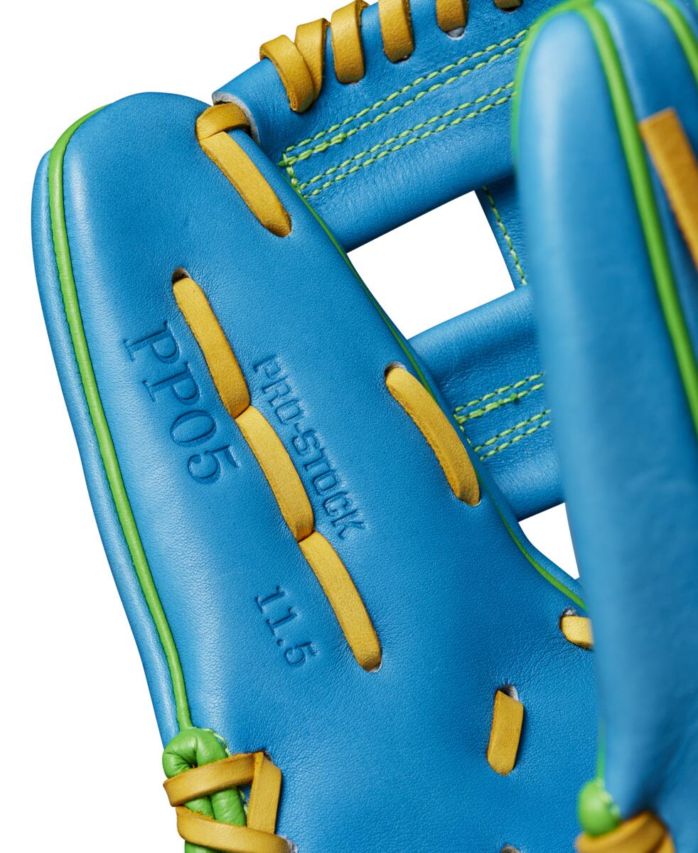 Wilson 2025 Spring A2000 PP05 Sky Blue/Opt 11.50" Baseball Glove WBW102548115