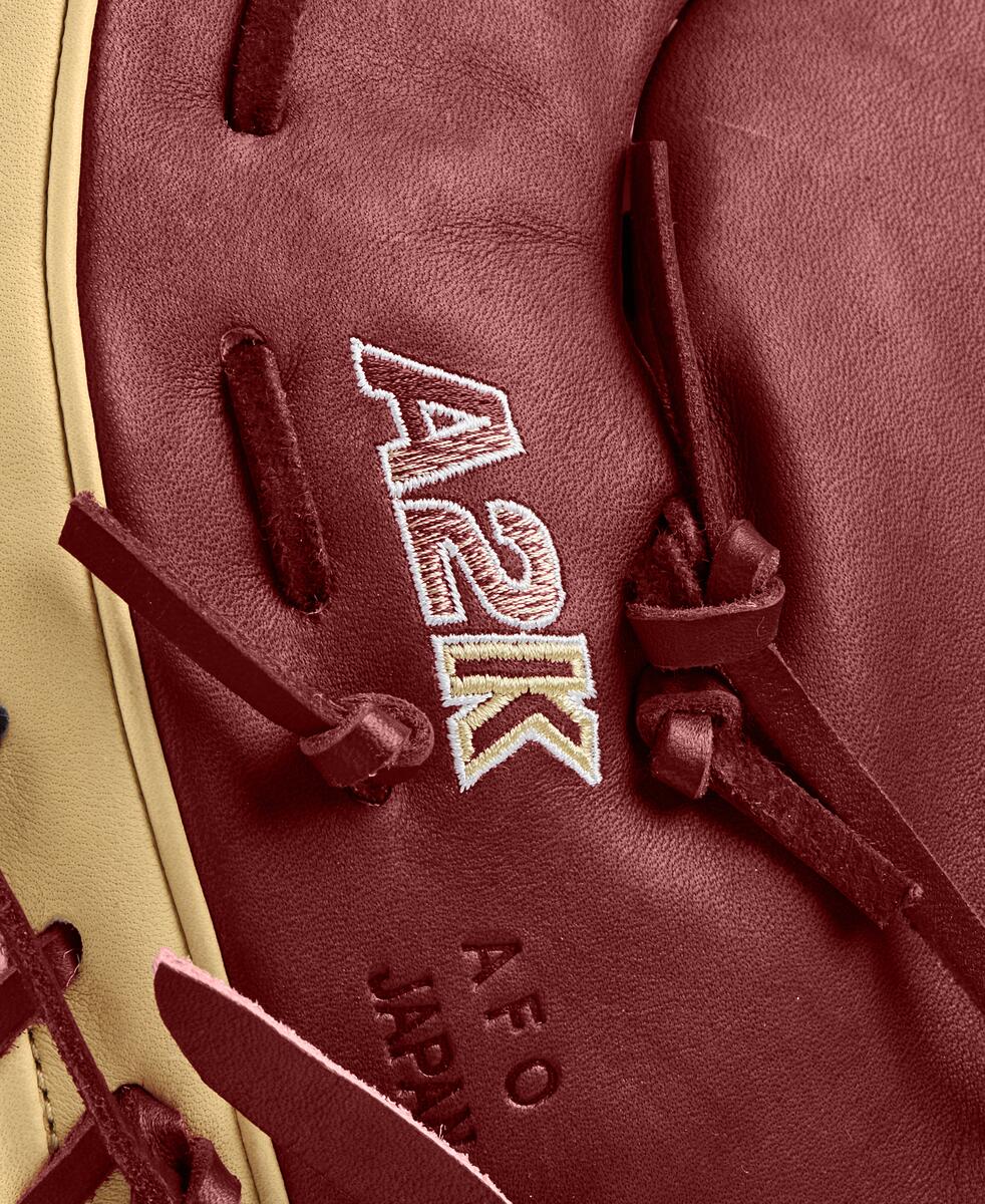 Wilson 2024 Fall A2K 1679 Red/Blonde 12.50" Baseball 1st Base Mitt WBW102684125