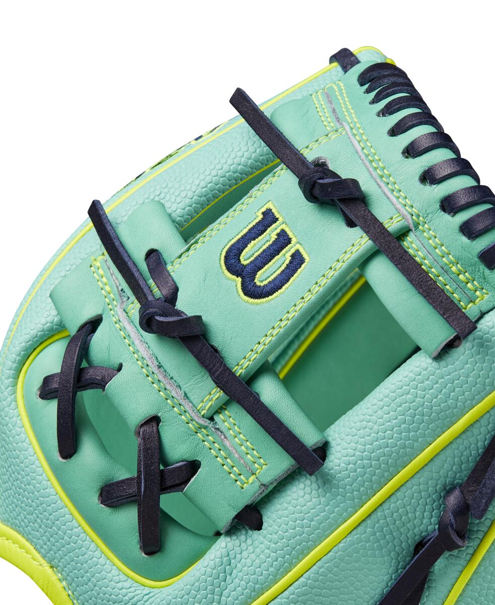 Wilson 2024 Fall A2000 DP15SS Seafoam/Optic 11.5" Baseball Glove WBW102275115