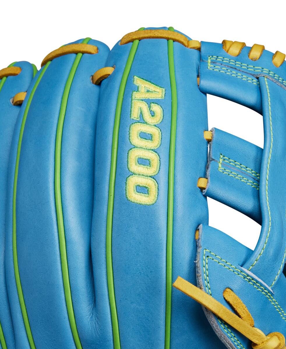 Wilson 2025 Spring A2000 PP05 Sky Blue/Opt 11.50" Baseball Glove WBW102548115