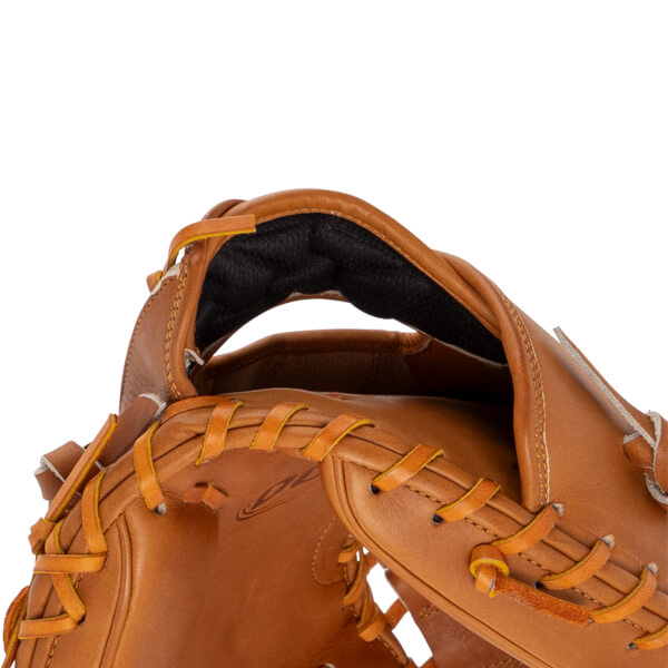 Wilson A2000 M23 Classic Series Saddle Tan 33.50" Baseball Catcher's Mitt: WBW102094