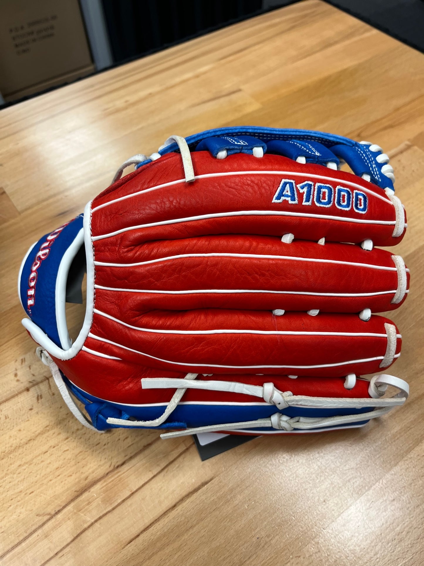 Wilson 2022 A1000 PF1892 RWB 12.25" GLOVE: WBW1008401225