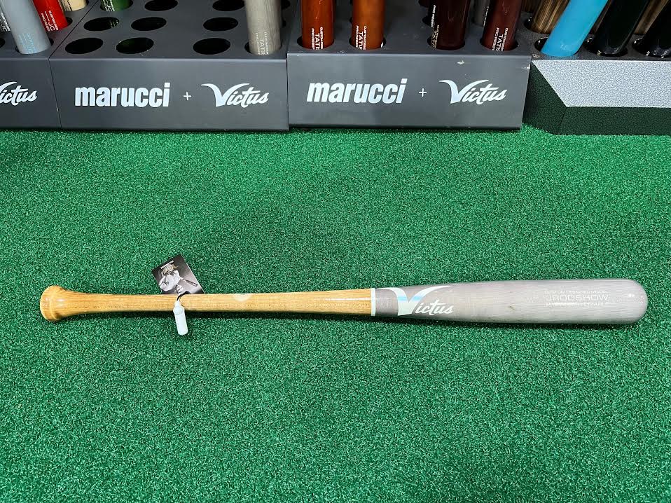 Victus JRODSHOW Dealer's Choice Maple Pro Reserve Wood Bat: VRWMJROD-DC