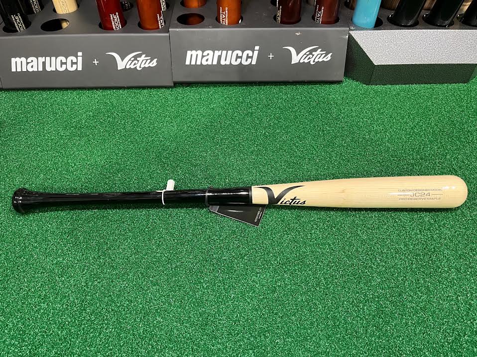 Victus JC24 Dealer's Choice Maple Pro Reserve Wood Bat: VRWMJC24-DC