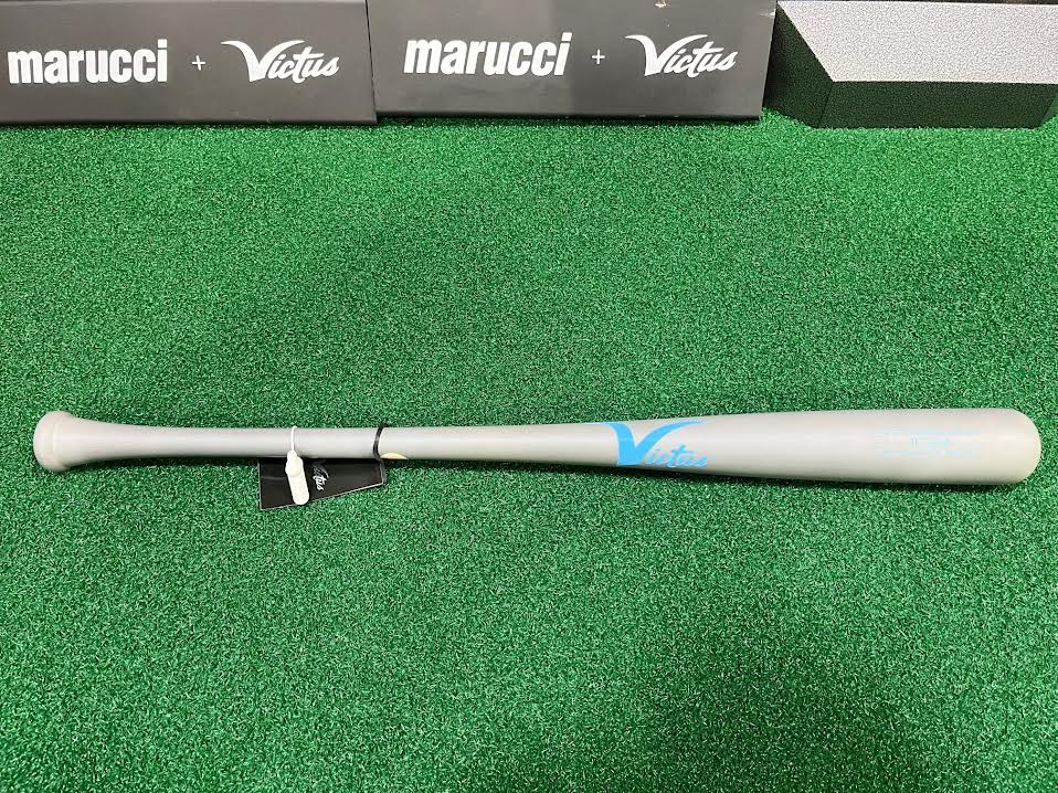 Victus JC24 Dealer's Choice Maple Pro Reserve Wood Bat: VRWMJC24-DC