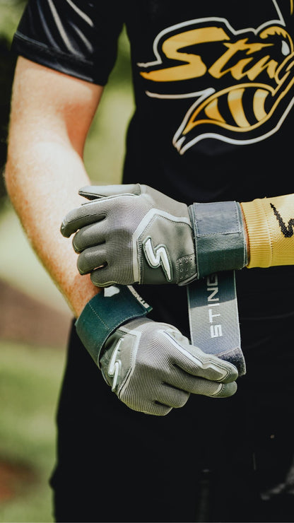 Winder Series Batting Gloves - Smoke Gray