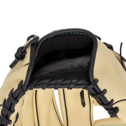 Marucci Oxbow 12.00" Baseball Glove: MFG3OX45A3-CM/BK