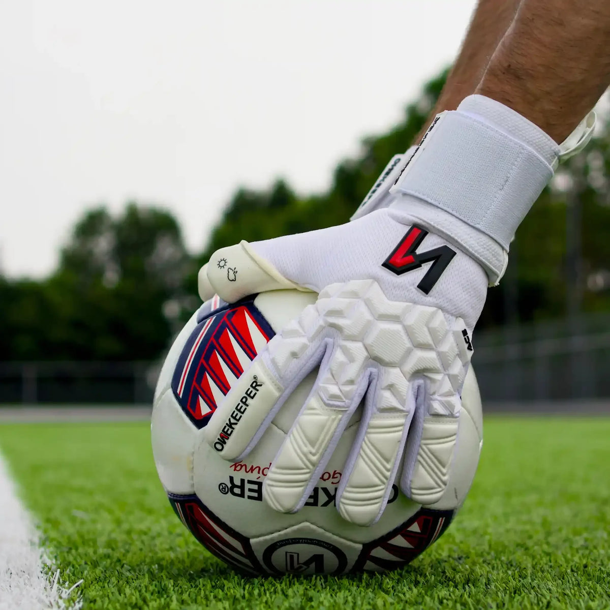 ACE All White Goalkeeper Gloves