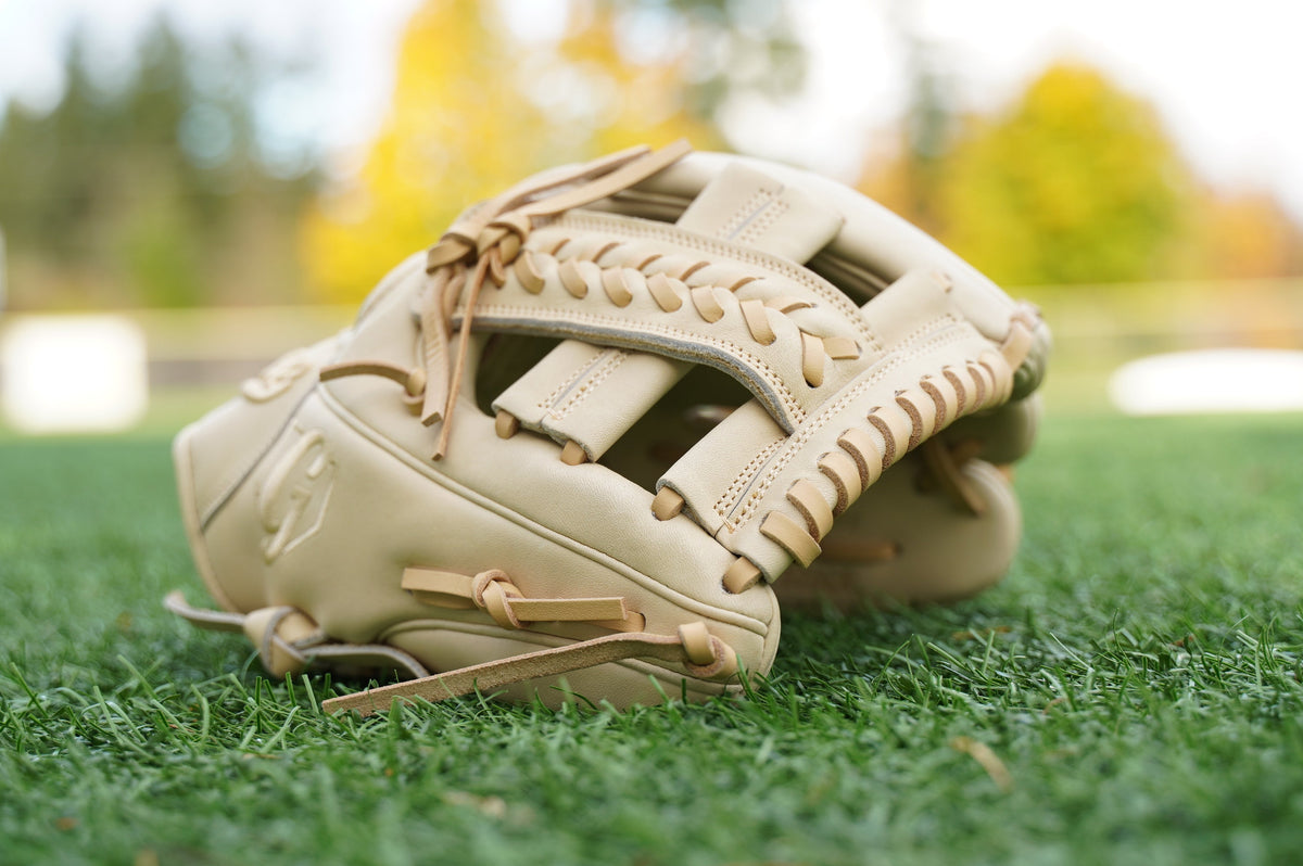 11.75" Infield OG-Web Grace Glove