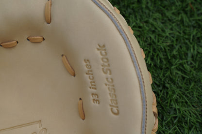 33" Closed Web Catchers Mitt Grace Glove