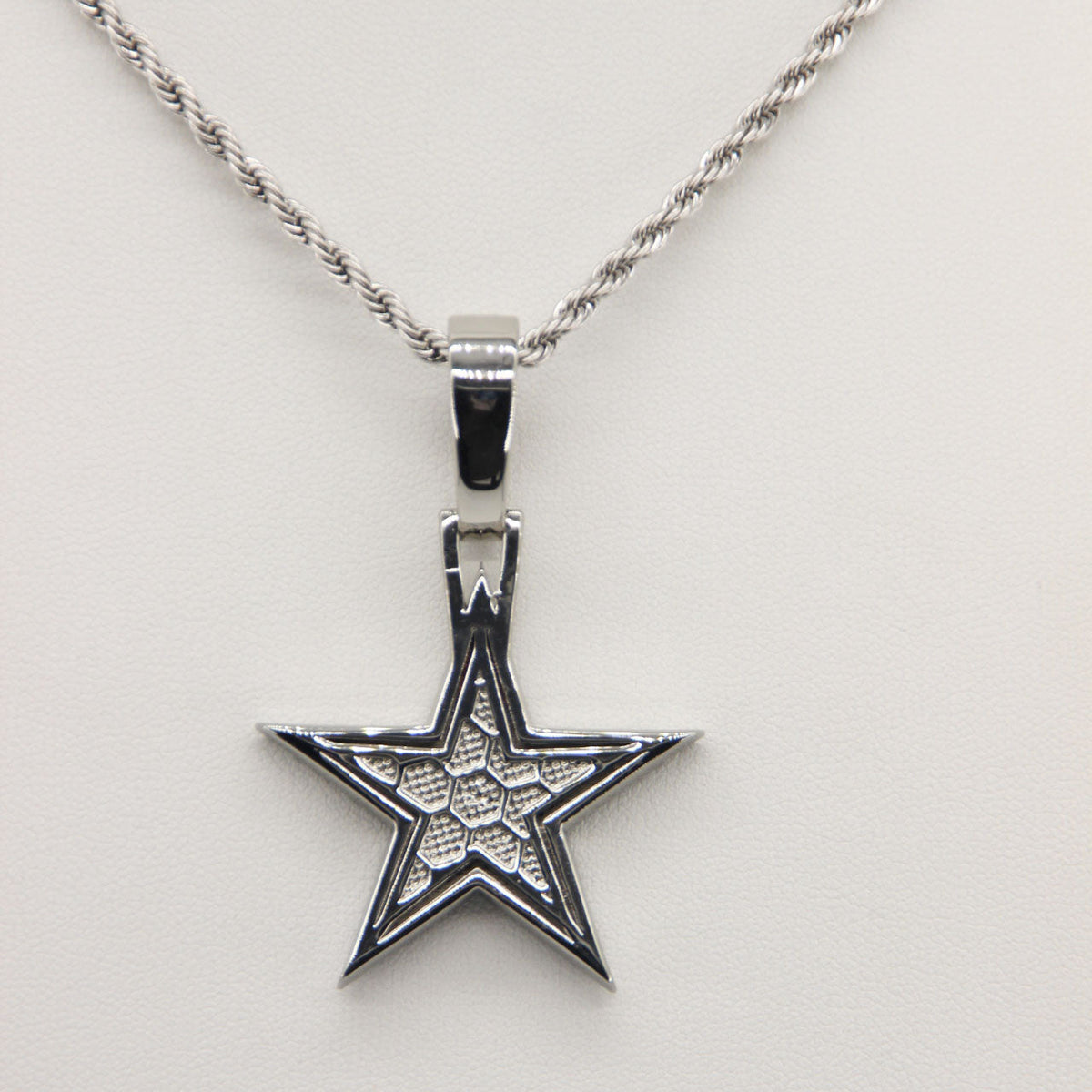 Dallas Star Pendant Necklace – Fan Gift for Game Day & Holiday Celebrations
