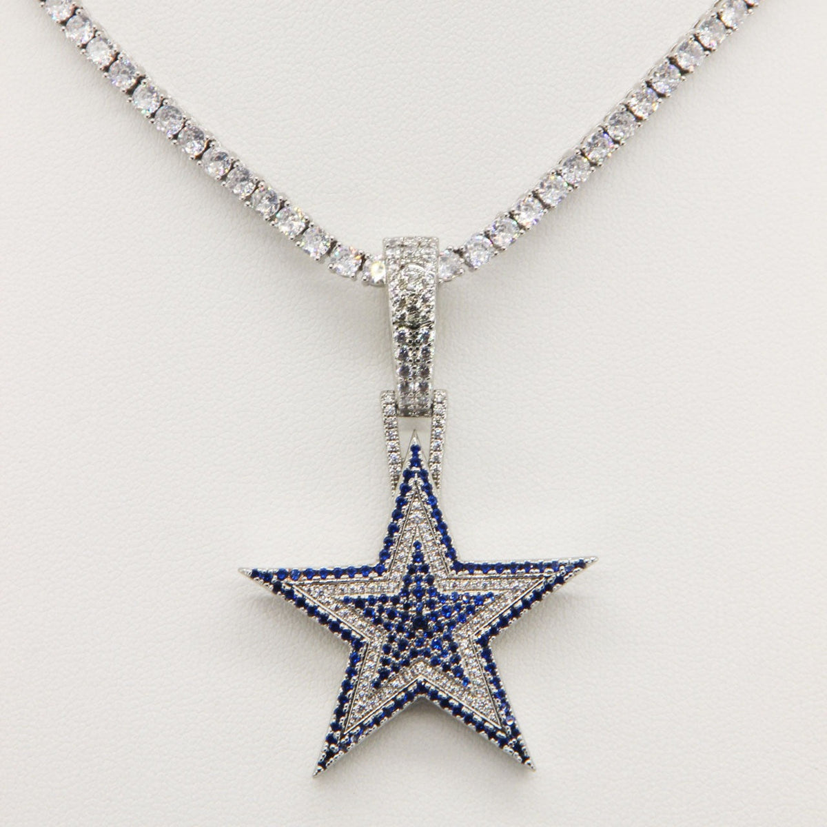 Dallas Star Pendant Necklace – Fan Gift for Game Day & Holiday Celebrations