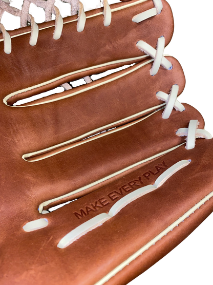 Classic SERIES INFIELD/OUTFIELD PITCHER BASEBALL GLOVE