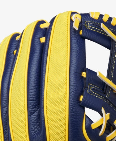 Wilson A200 EZ Catch Savannah Bananas 10" T-Ball Baseball Glove
