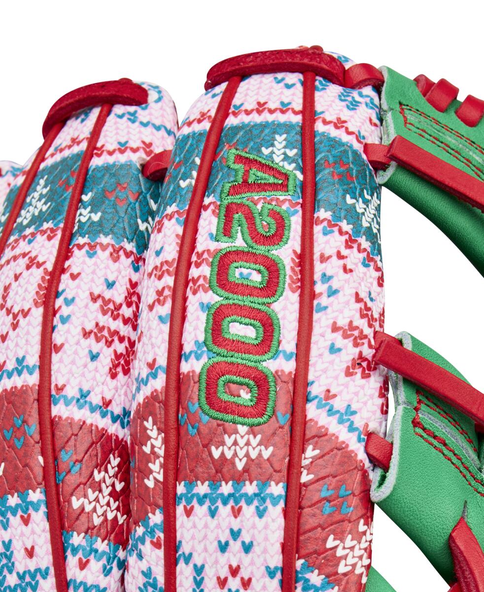 Wilson 2025 December GOTM A2000 1975 11.75" Baseball Glove: WBW1042211175