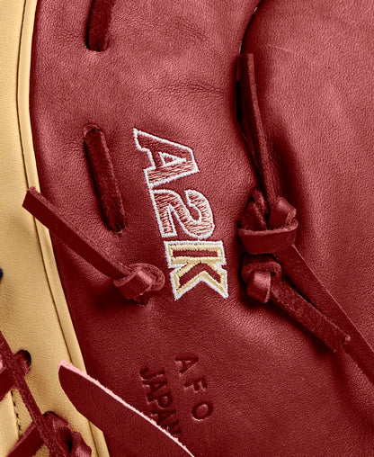Wilson 2024 Fall A2K 1679 Red/Blonde 12.50" Baseball 1st Base Mitt WBW102684125