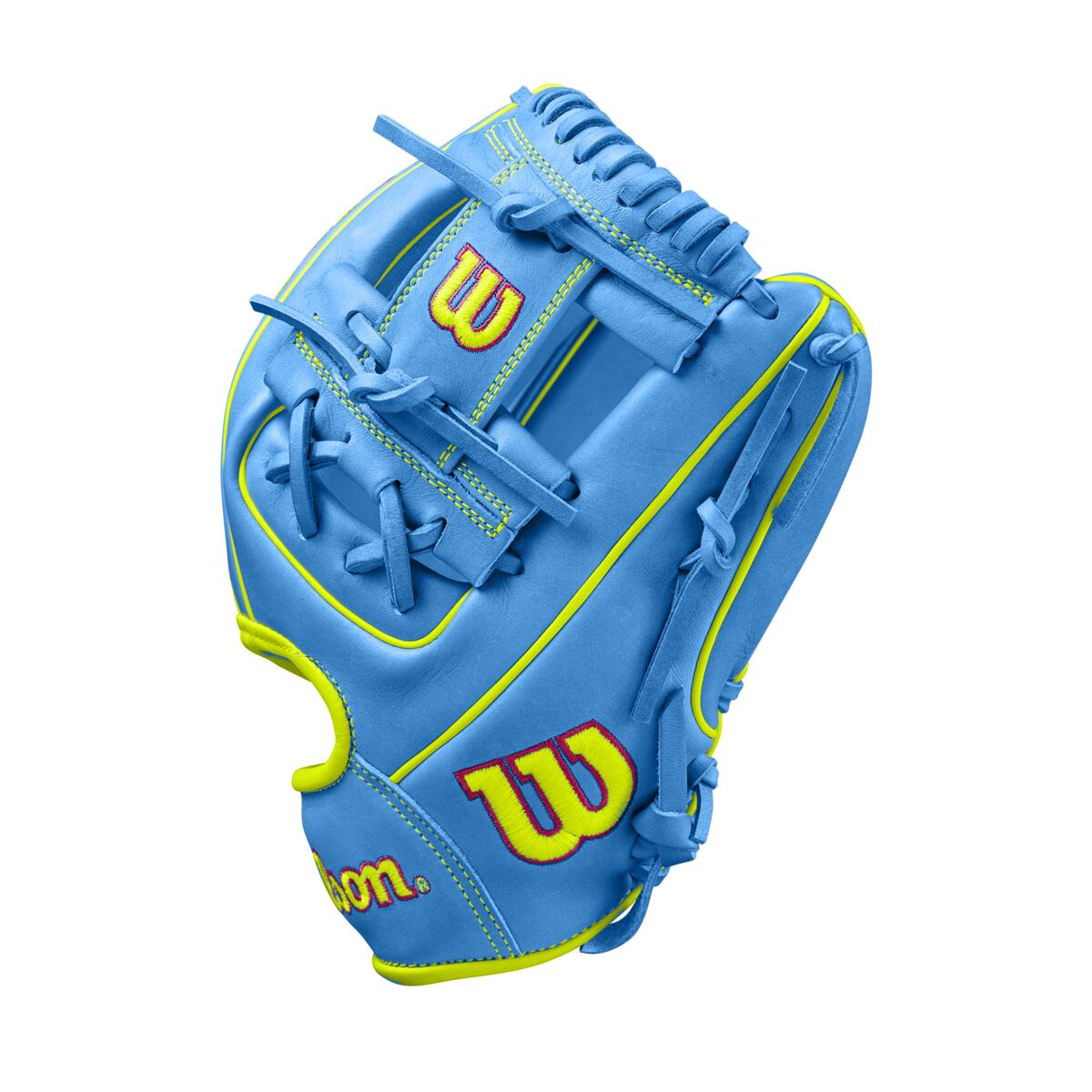 Wilson 2024 Fall A2000 1786 Sky Blue 11.5