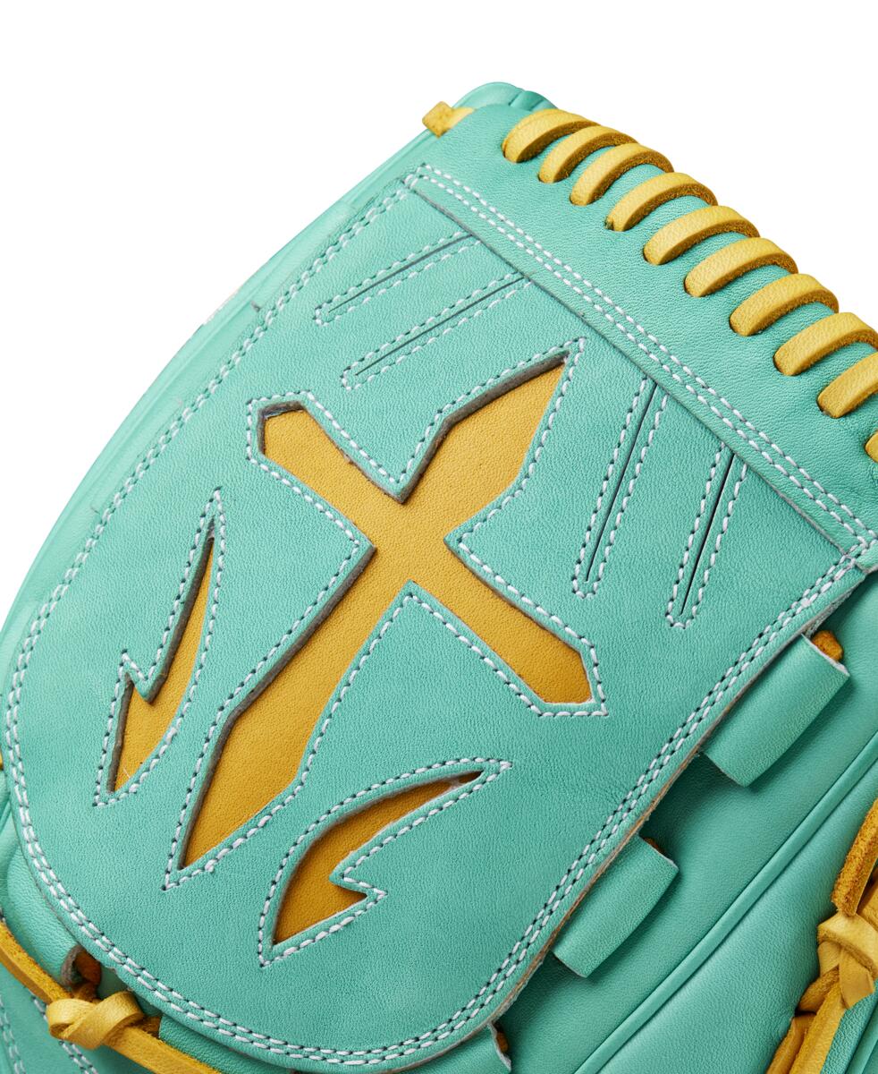 Wilson 2024 Fall A2000 B23 Seafoam/Yellow 12" Baseball Glove WBW10227012