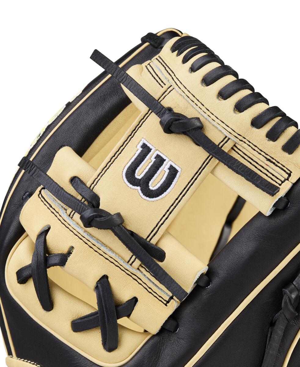 Wilson 2026 A2000 Classic 1786 11.50" Baseball Glove WBW104108115