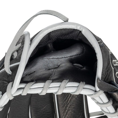 Wilson A1000 H1175 11.75" Fastpitch Softball Glove: WBW1014551175