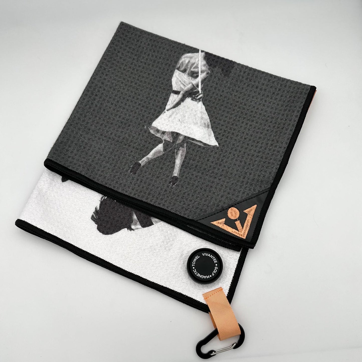 Metro Moves | Black Magnetic Golf Towel