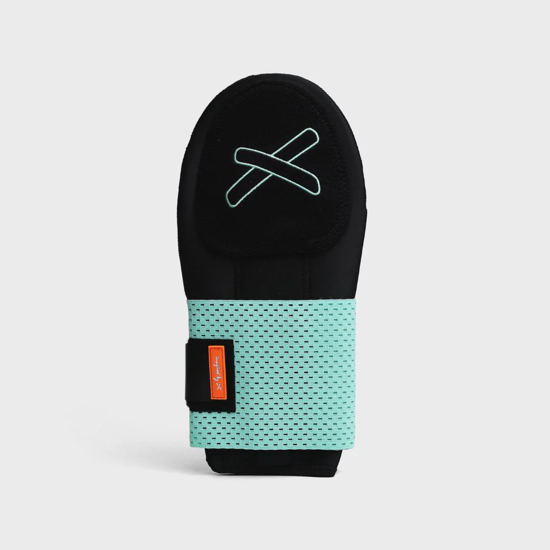 Absolutely Ridiculous Mint Blackout Ice Cream Sliding Mitt
