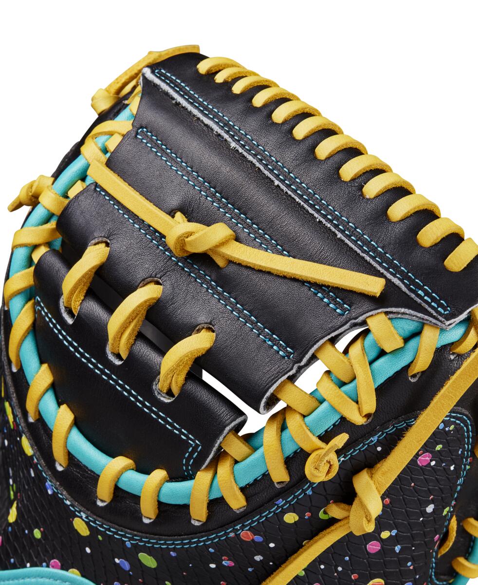 Wilson 2025 Spring A2000 PF33SS 33.00" Baseball Catcher's Mitt WBW10275033