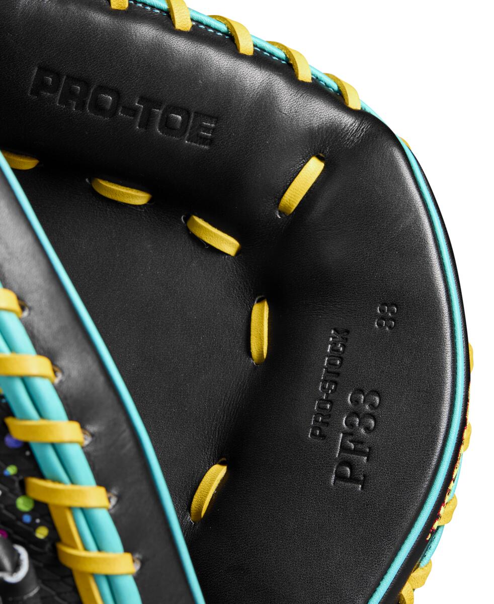 Wilson 2025 Spring A2000 PF33SS 33.00" Baseball Catcher's Mitt WBW10275033