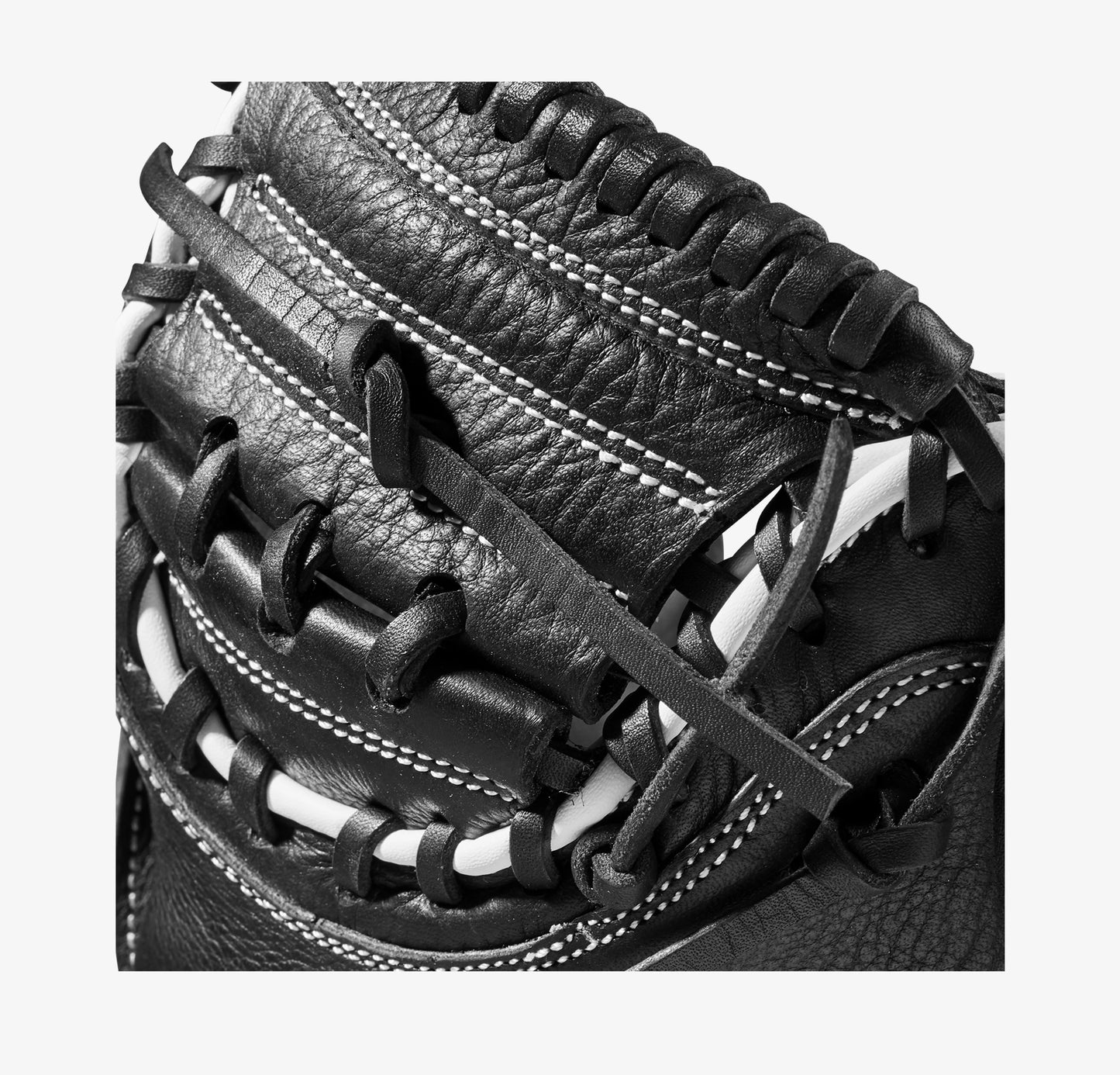 Wilson 2023 Catcher's Training Mitt 30": WBW10099630